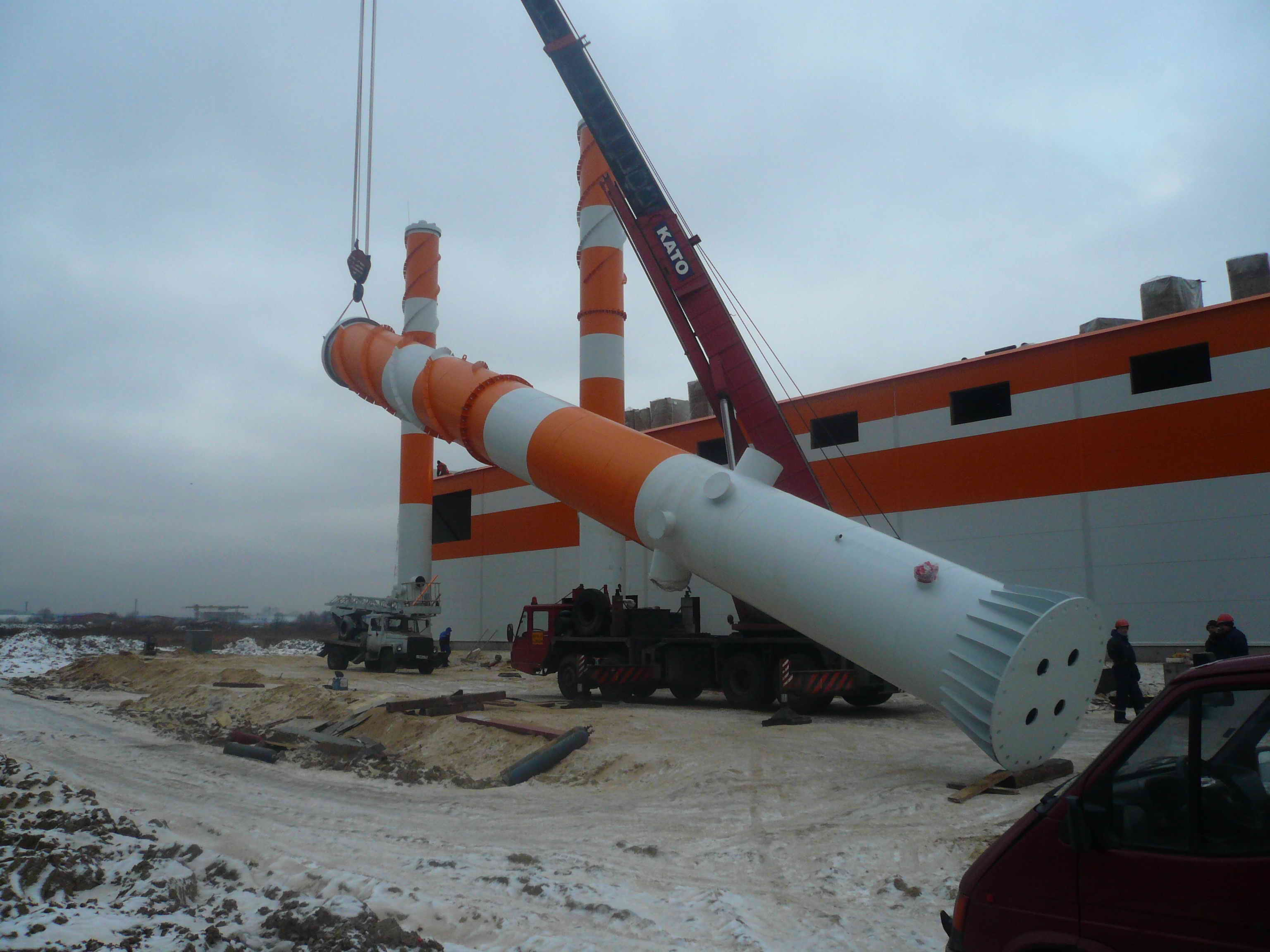 Дымовые трубы для отвода дымовых газов:-самонесущие многоствольные в